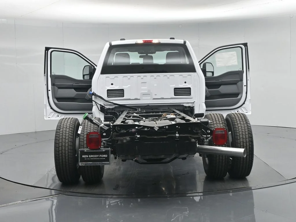 New 2026 White Ford XL image 27