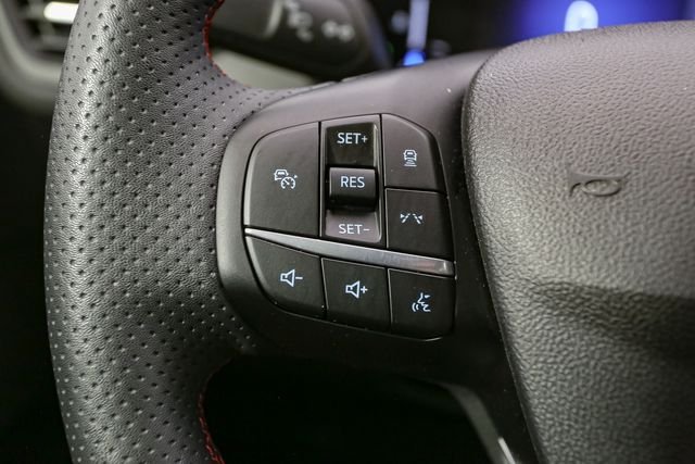 Used 2023 Silver Ford ST-Line Select image 33