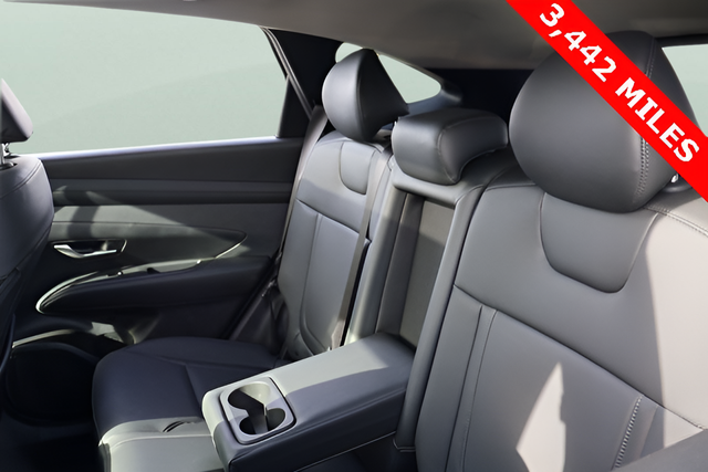 Used 2025 Gray Hyundai SEL Convenience image 14