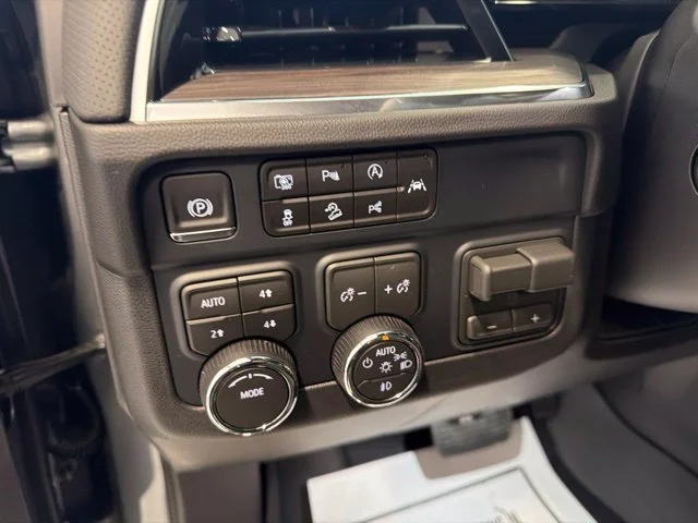 New 2027 Sterling Gray Metallic Chevrolet Premier image 23