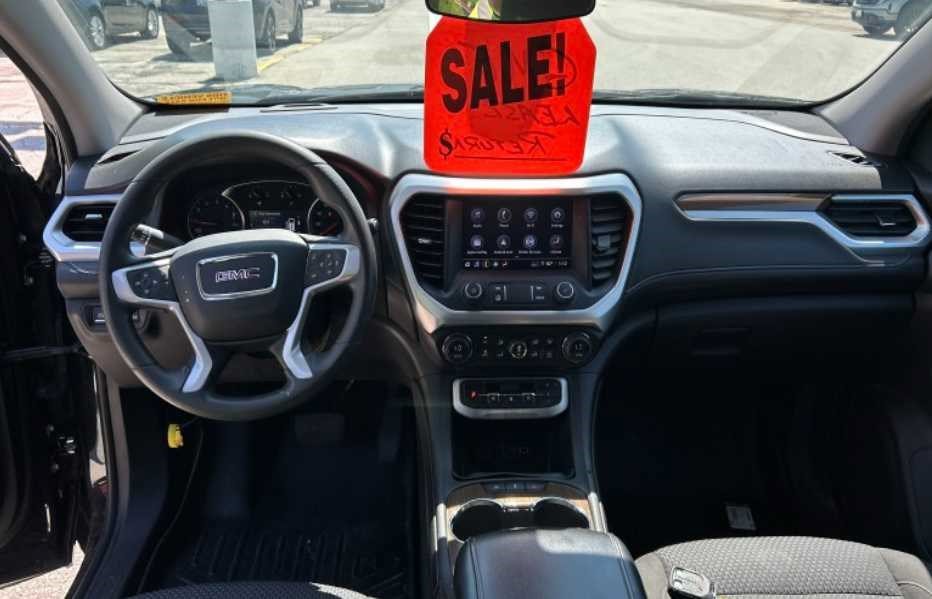 2023 GMC Acadia SLE - Photo 11