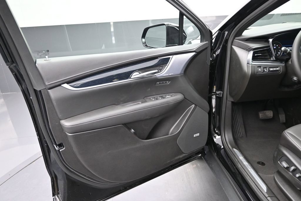 2026 Cadillac XT5 Premium Luxury - Photo 11