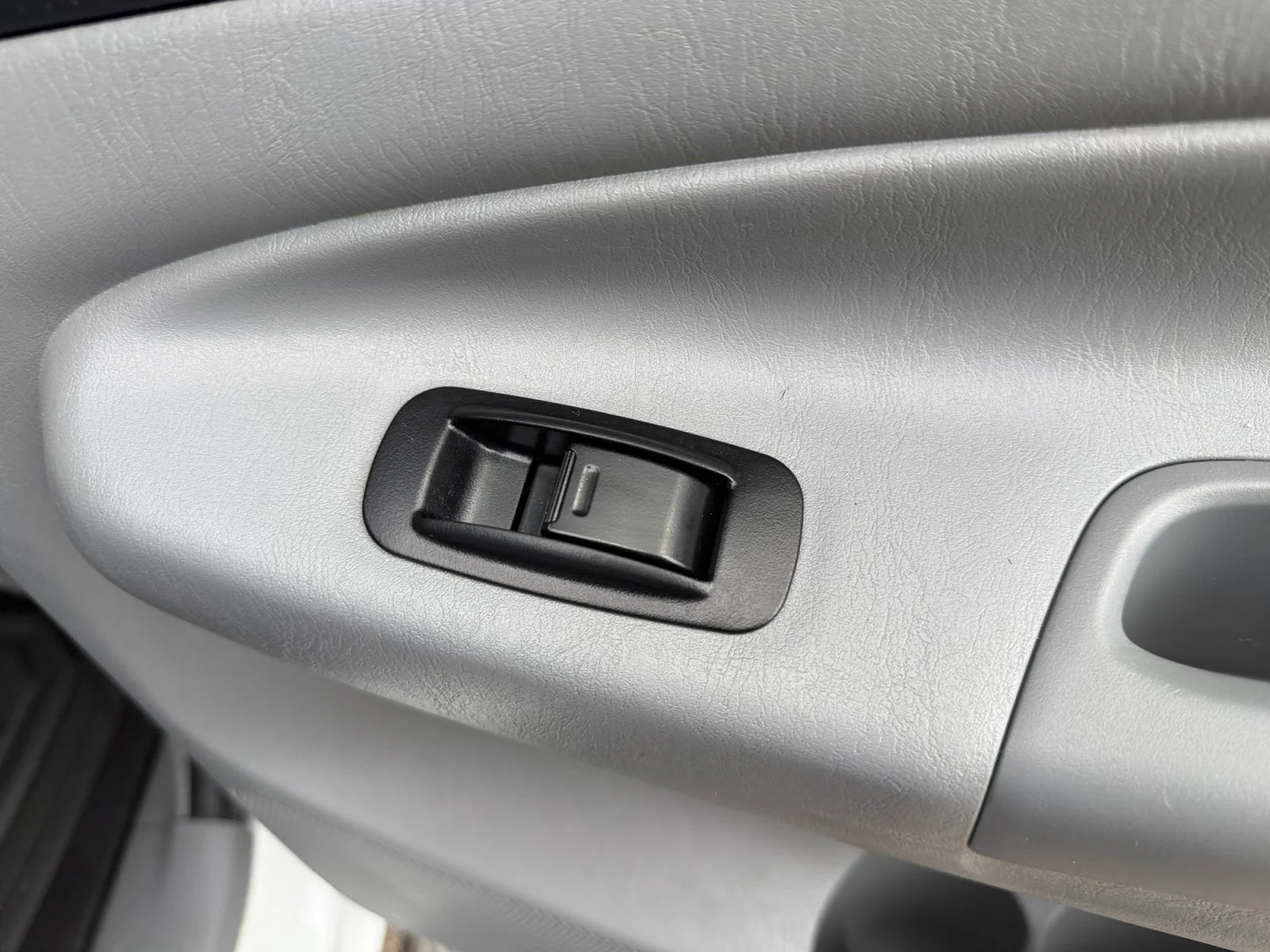 Used 2014 Super White Toyota Base image 62