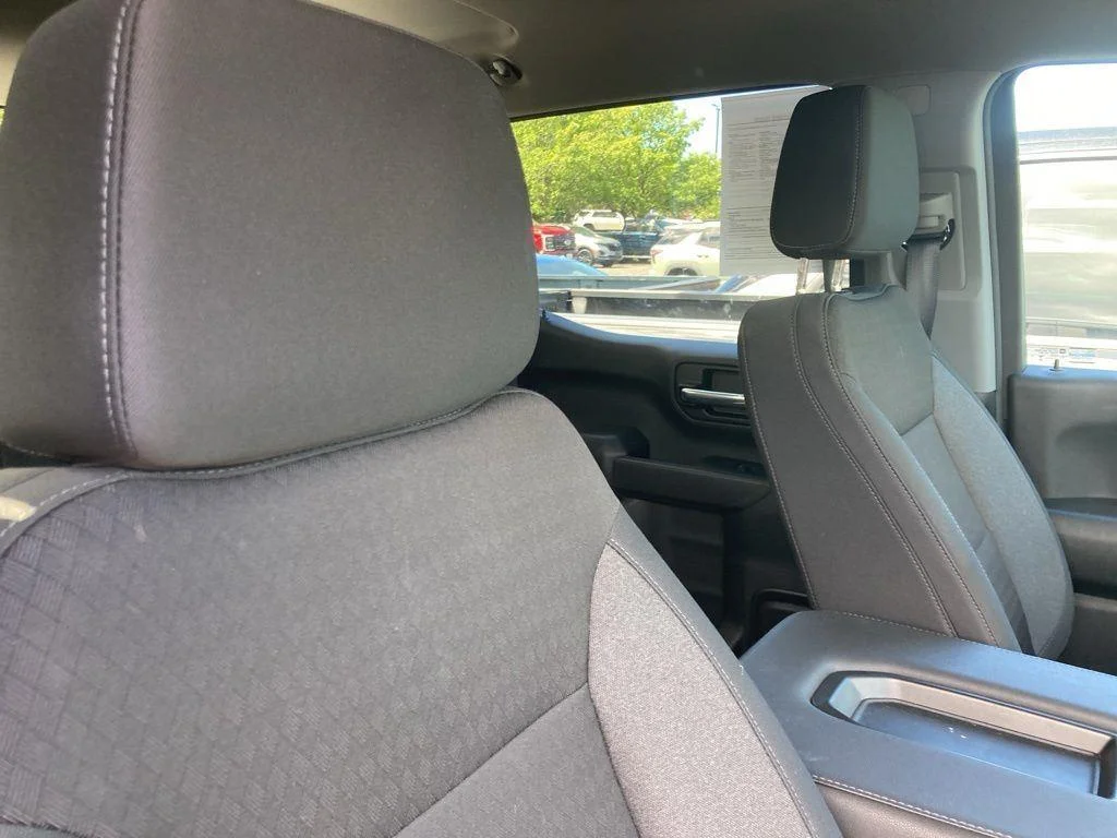 Used 2025 Summit White Chevrolet Custom Trail Boss image 10