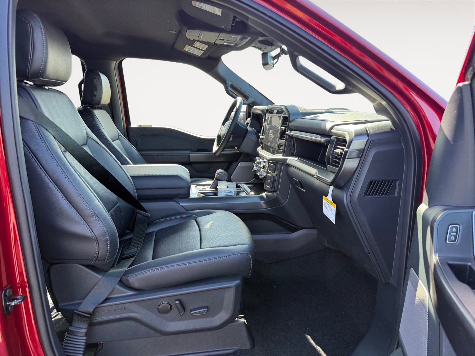 New 2026 RUBY RED METALLIC TINTED CC Ford LARIAT image 19