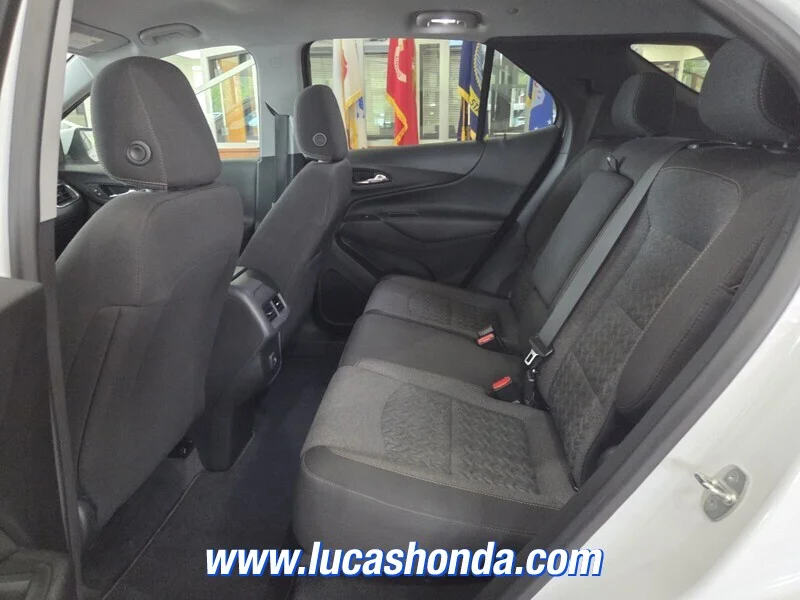 Used 2024 WHITE CHEVROLET FWD 4dr LT w/1LT image 8