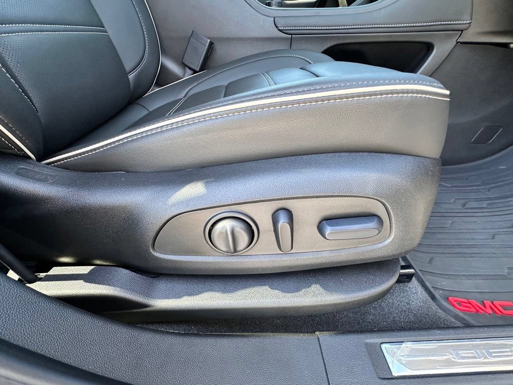 Used 2023 Ebony Twilight Metallic GMC Denali image 13