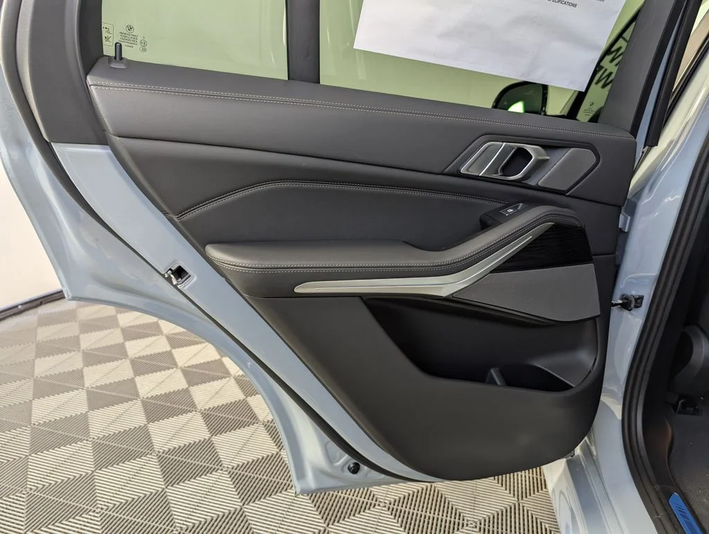 New 2026 Gray BMW xDrive40i image 17