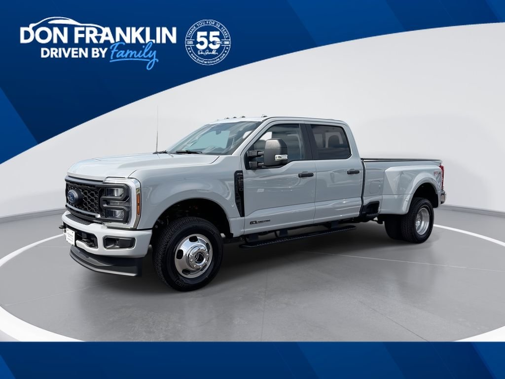 2026 Ford F-350 XL 4x4 Crew Cab 8' Box DRW's photo