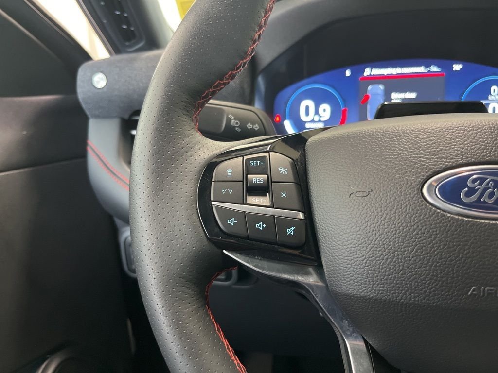 Used 2025 Agate Black Metallic Ford ST-Line image 6