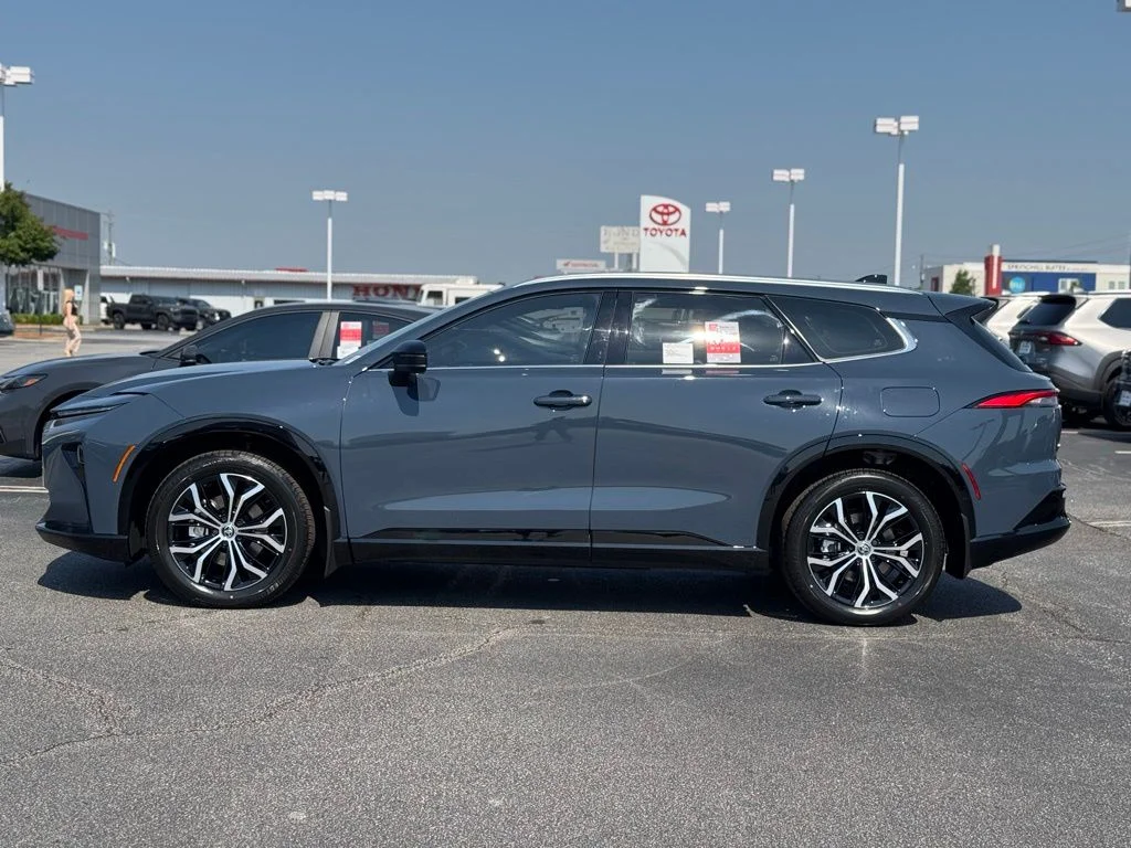 New 2026 White Toyota XLE image 8