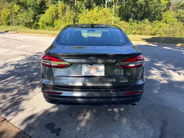 Used 2019 Gray Ford SE image 6