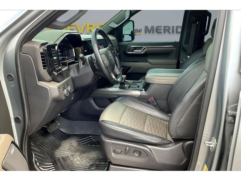 Used 2024 Sterling Gray Metallic Chevrolet ZR2 image 11