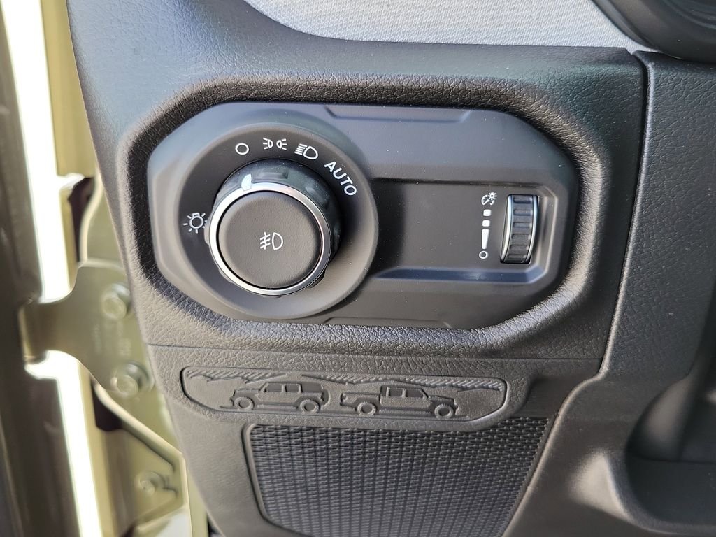 2025 Jeep Wrangler 4-Door Sport S - Photo 27