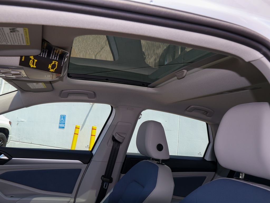 New 2026 White Volkswagen 1.5T SE image 12