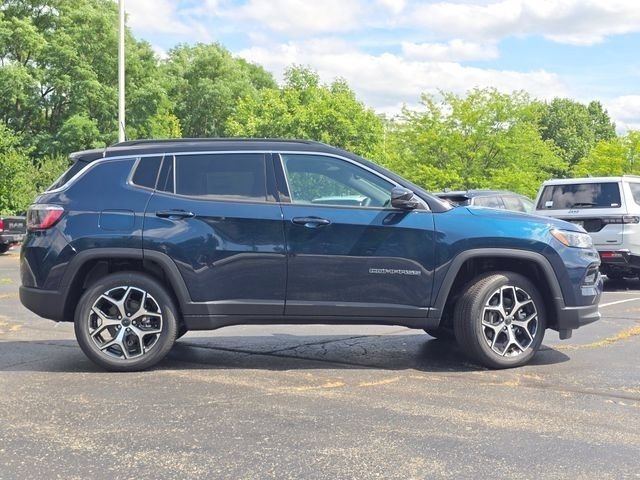 New 2026 Fathom Blue Pearl Coat Jeep Limited image 31