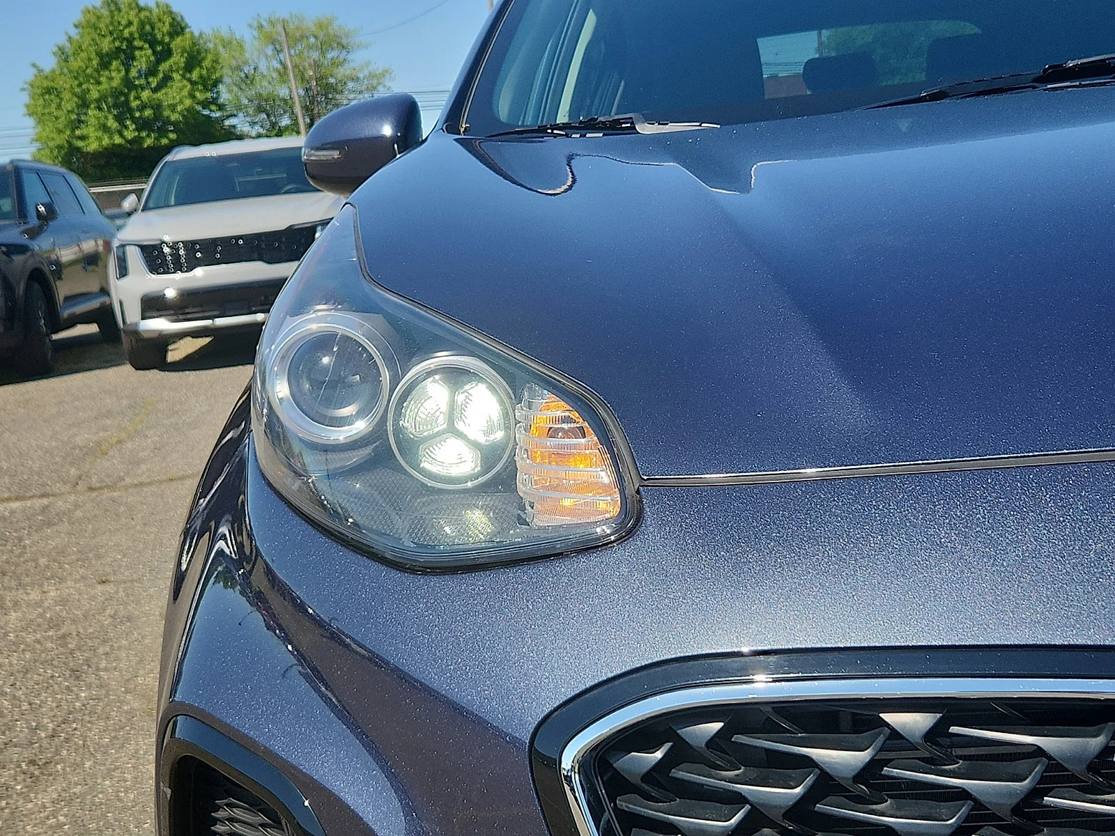 Used 2022 Blue Kia LX image 9