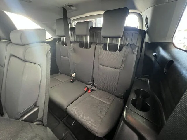 Used 2019 White Toyota LE image 15