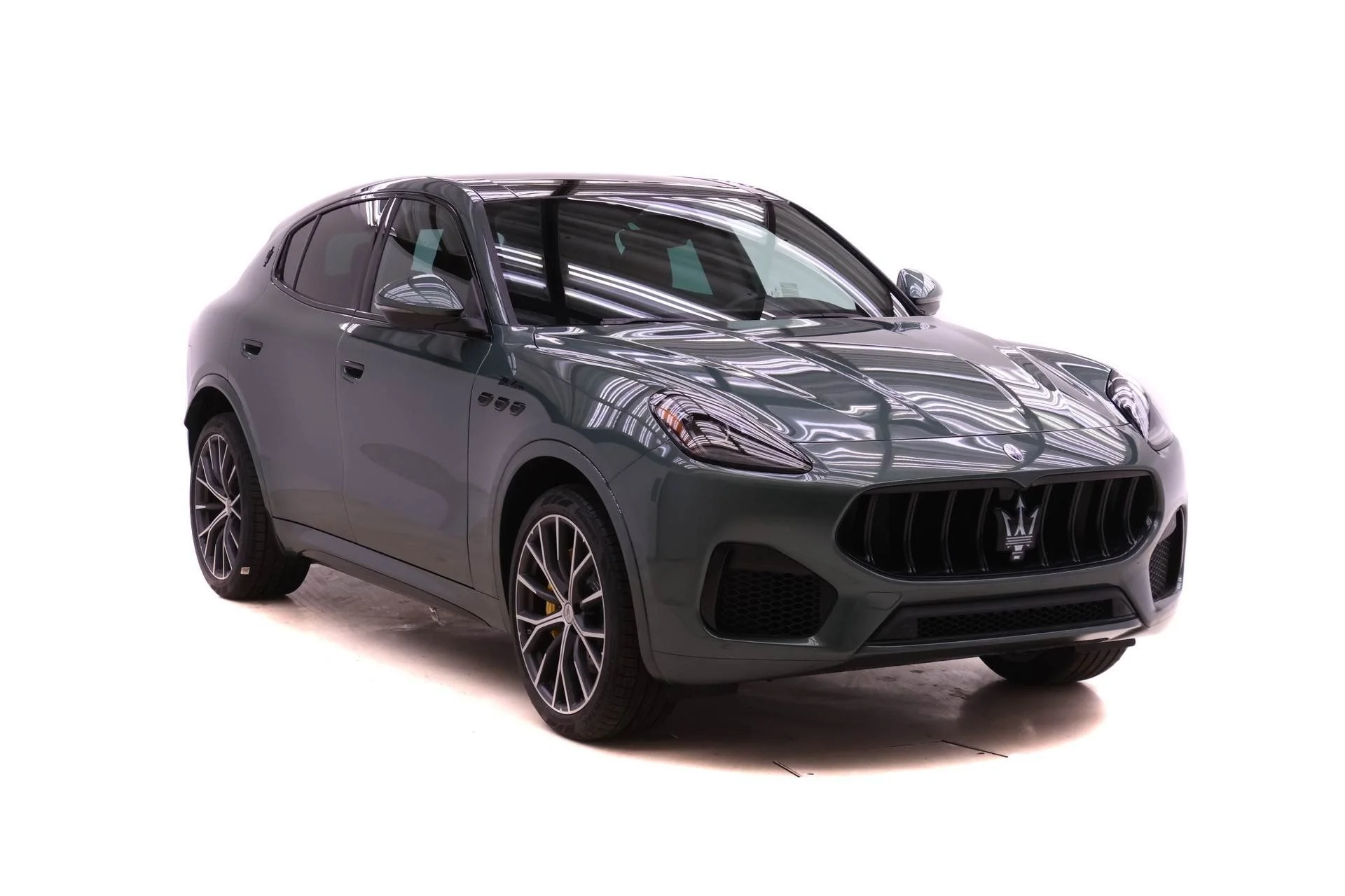 New 2026 Green Maserati Modena image 2