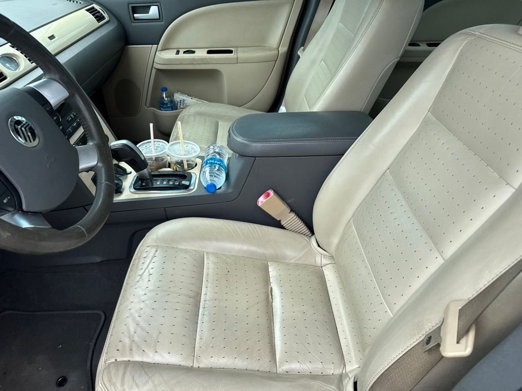 Used 2008  Mercury Premier image 3