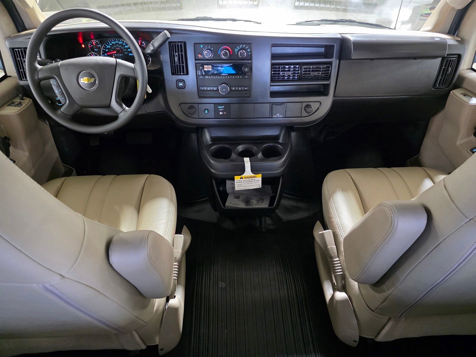 2026 Chevrolet Express Cargo Work Van - Photo 21