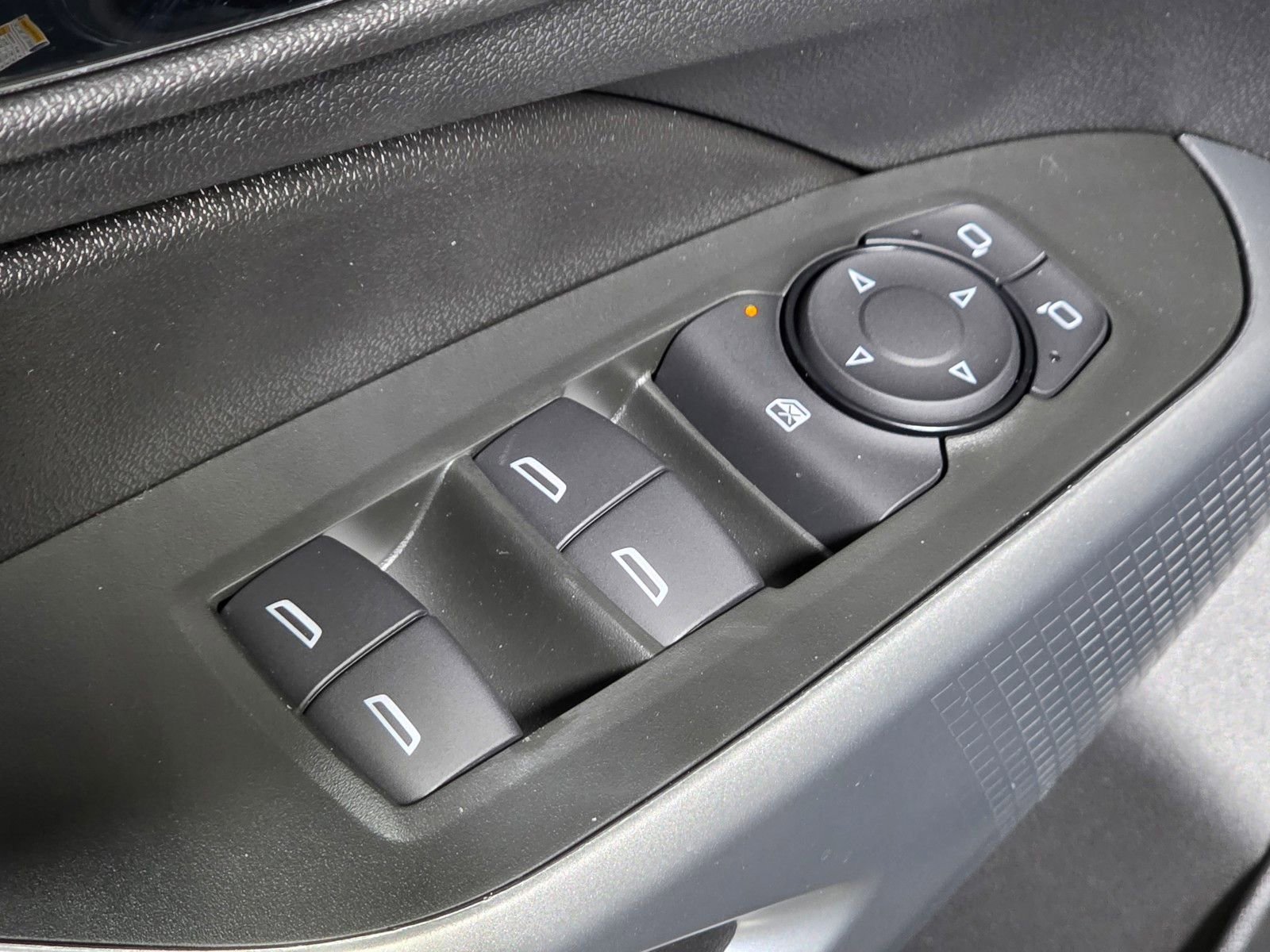 2026 Chevrolet Trax LS - Photo 21