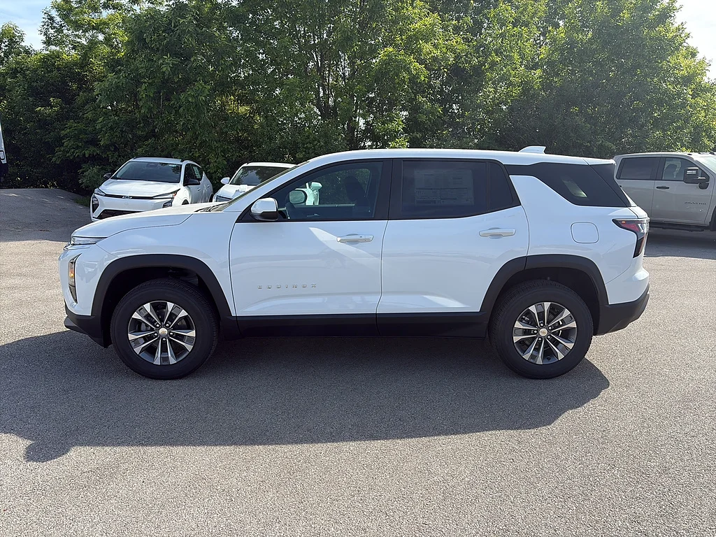 2026 Chevrolet Equinox LT - Photo 2