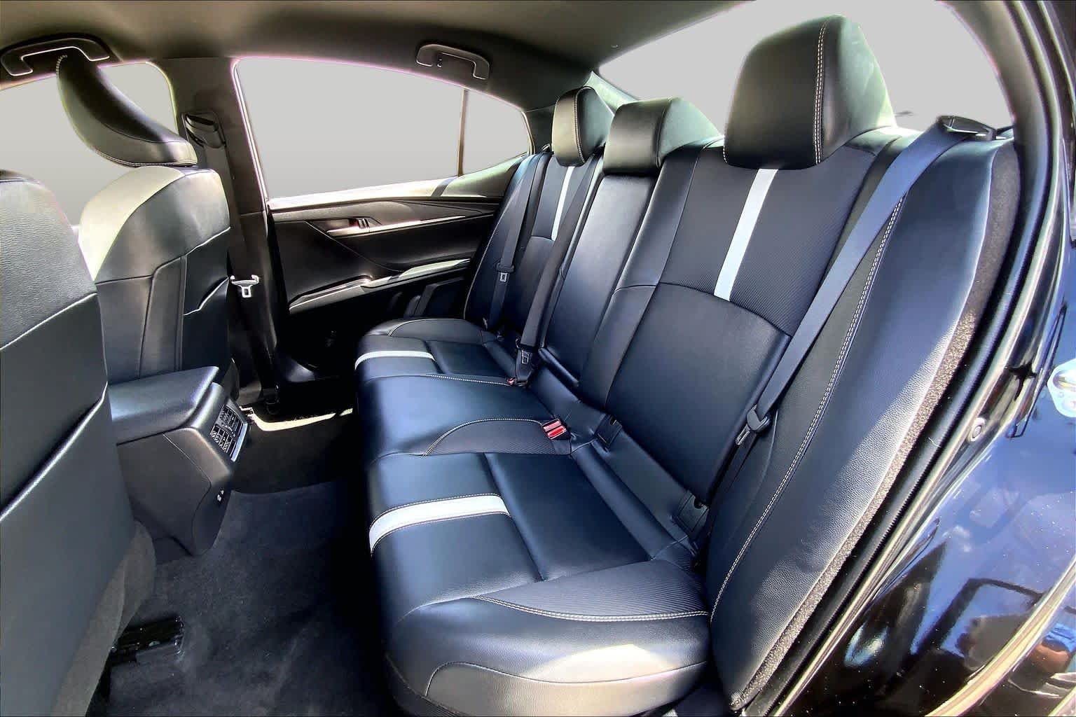 Used 2025 Midnight Black Metallic Toyota SE image 20