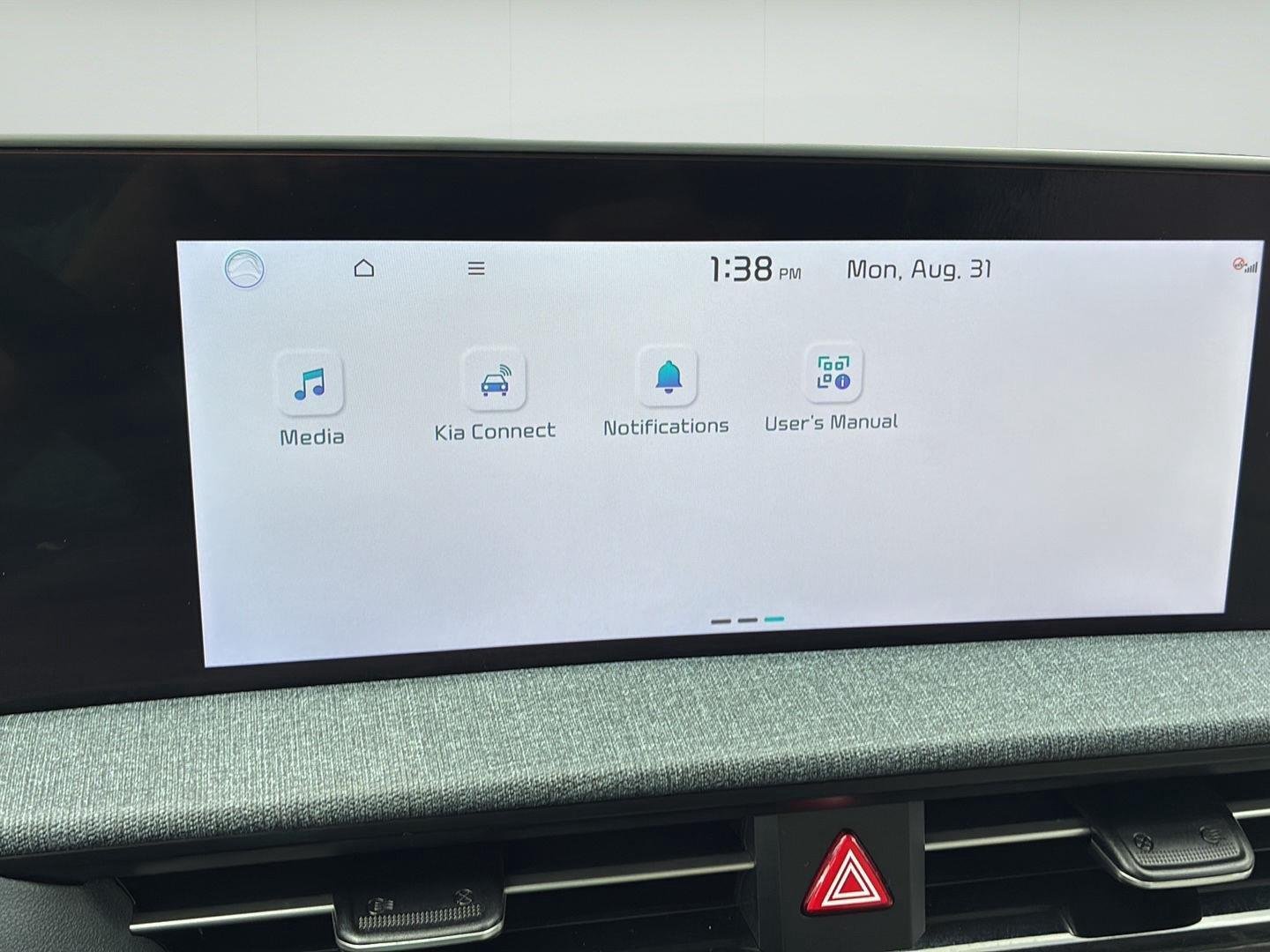 Certified Used 2023 Gravity Blue Kia Wind image 29