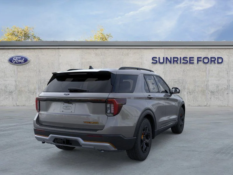 New 2026 Carbonized Gray Metallic Ford Tremor® image 8