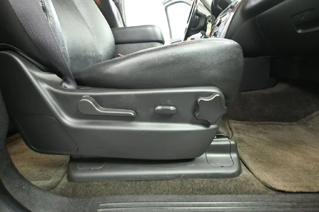Used 2013 Gray Chevrolet LT image 42