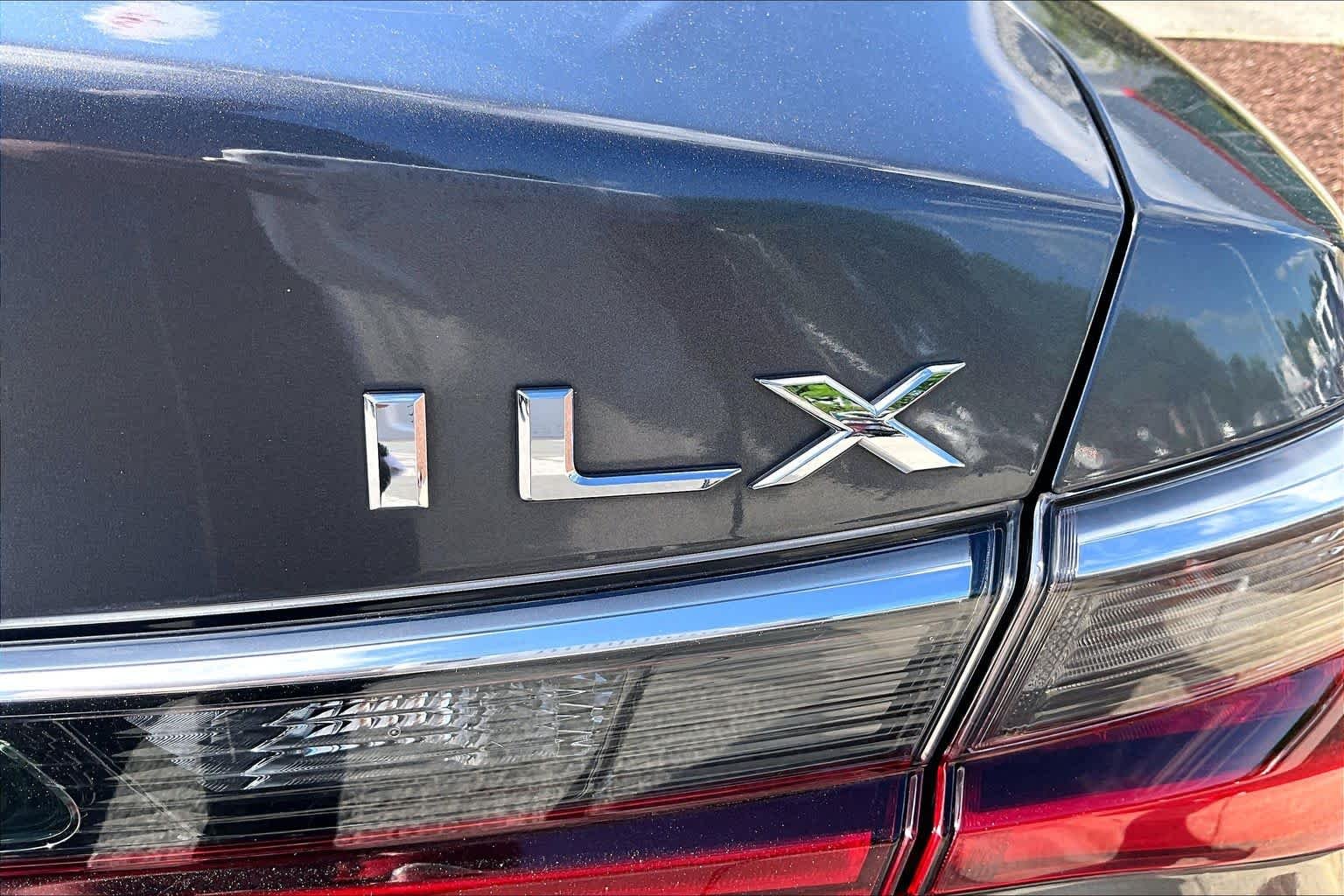Used 2019 Modern Steel Metallic Acura w/Premium Pkg image 10