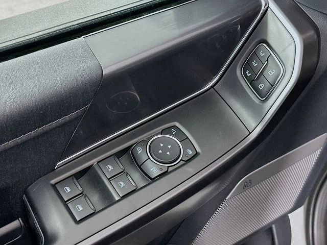 New 2026 Avalanche Ford Lariat image 18