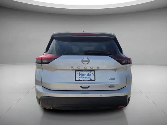 Used 2024 Brilliant Silver Metallic Nissan S image 4
