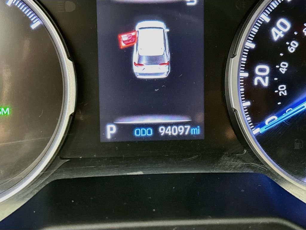 Used 2021 Pearl Toyota XLE image 13