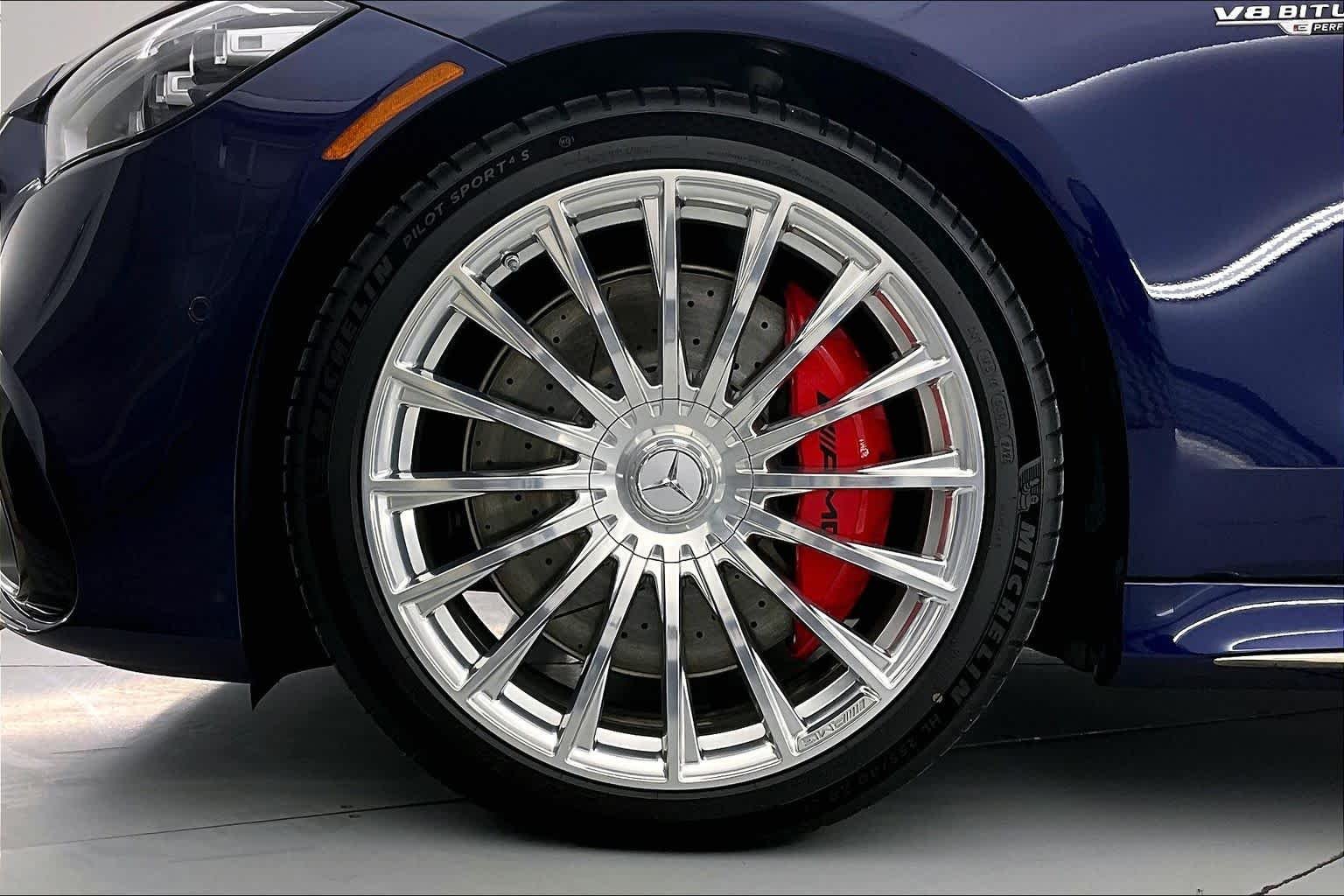 New 2026 MANUFAKTUR Signature Mystic Blue Metallic Mercedes-Benz AMG® S 63 E 4MATIC Sedan image 8