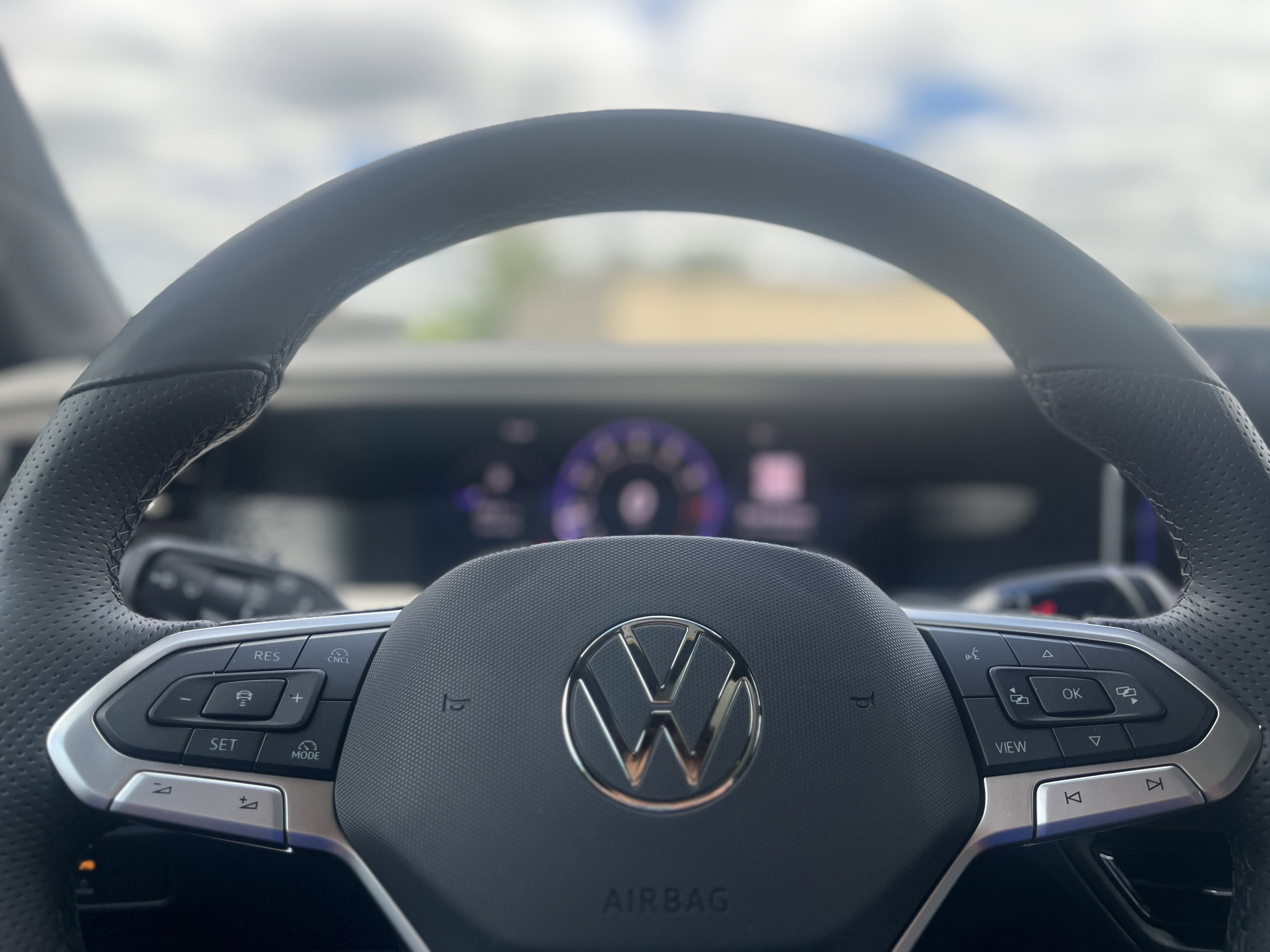 New 2026 Opal White Pearl Volkswagen SE R-Line Black image 18