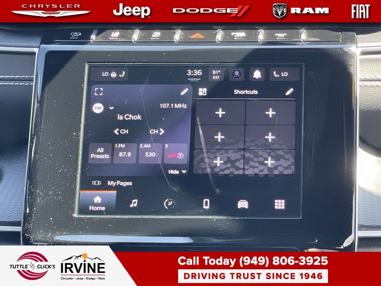 Certified Used 2023 Baltic Gray Metallic Clearcoat Jeep Altitude image 14