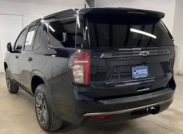 Used 2022 Blue Chevrolet Z71 image 4