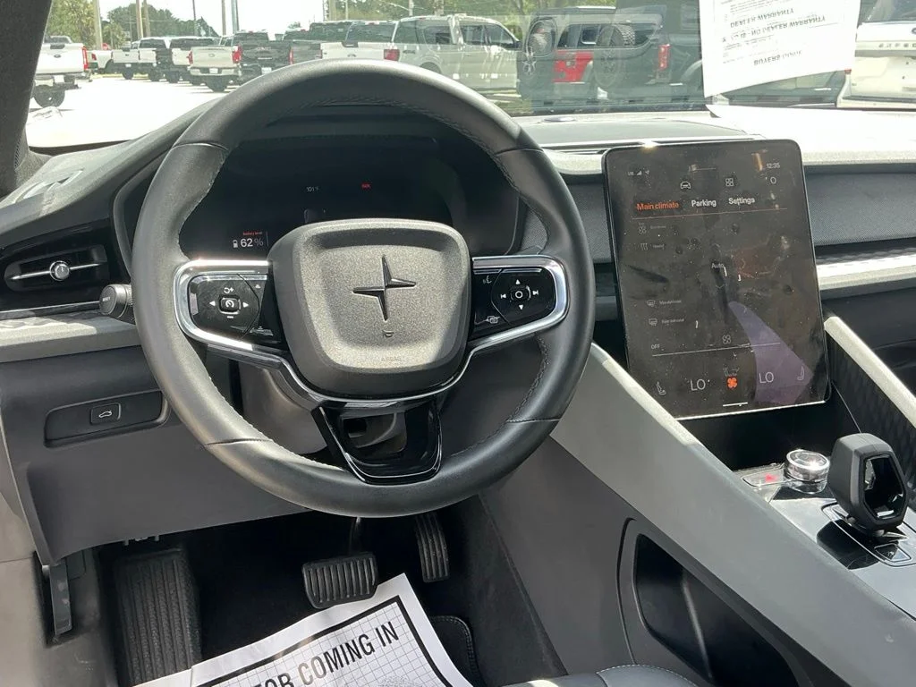 Used 2023  Polestar Long Range Dual Motor image 19