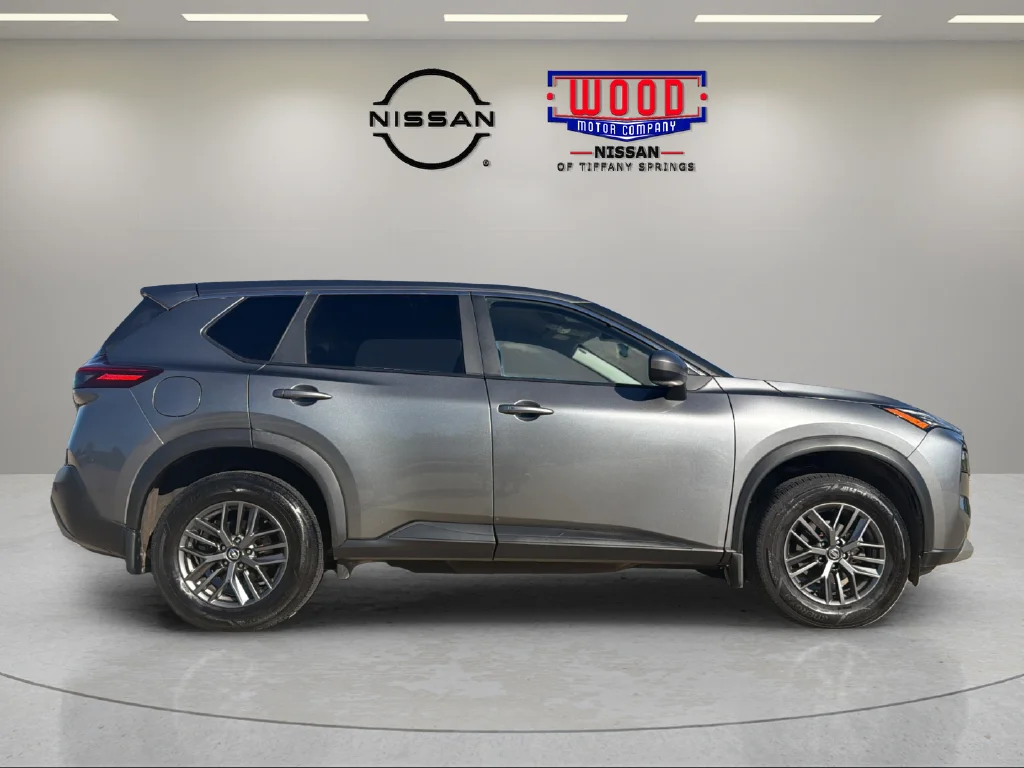 Used 2023 Gun Metallic Nissan SV image 2