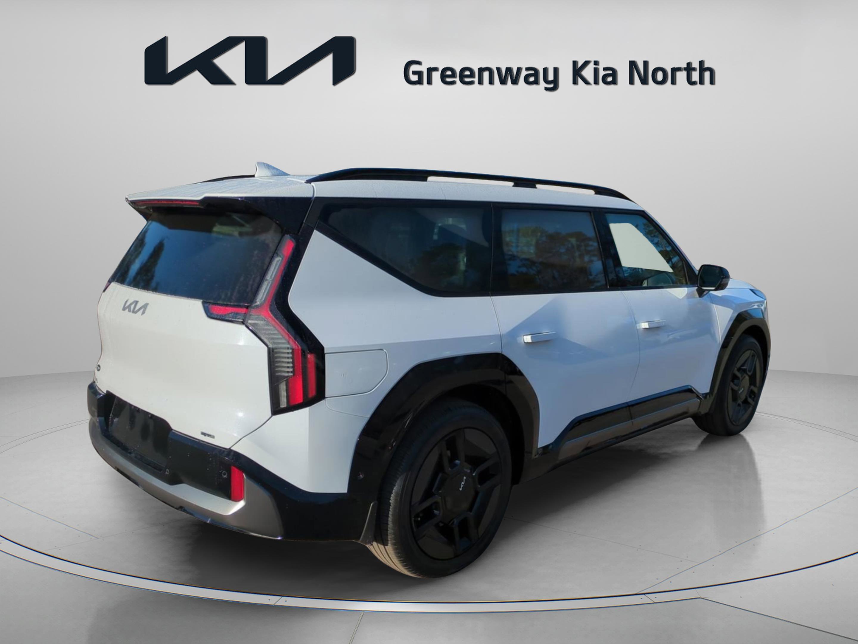 New 2026 Glacial White Pearl Kia GT-Line image 8