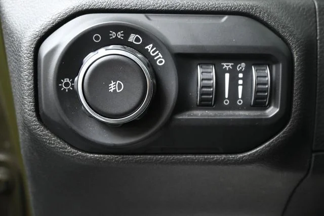 Used 2021 Green Jeep Unlimited Sport image 16