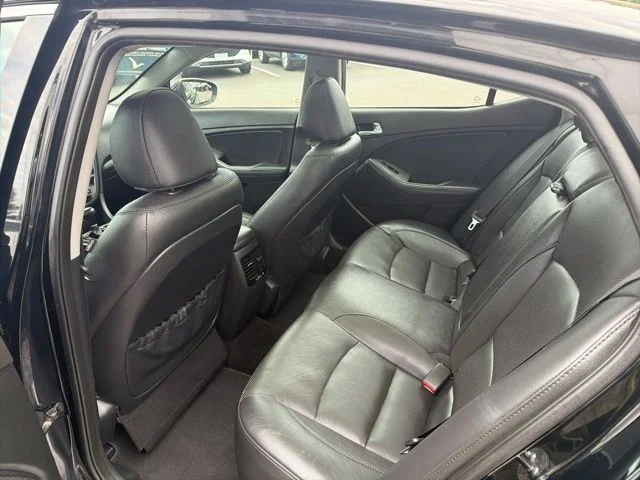 Used 2015 Black Kia SX image 12