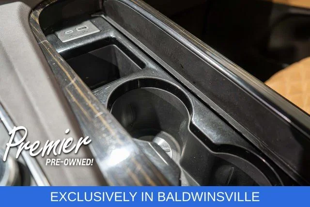 Used 2021 Black Cadillac Sport image 39