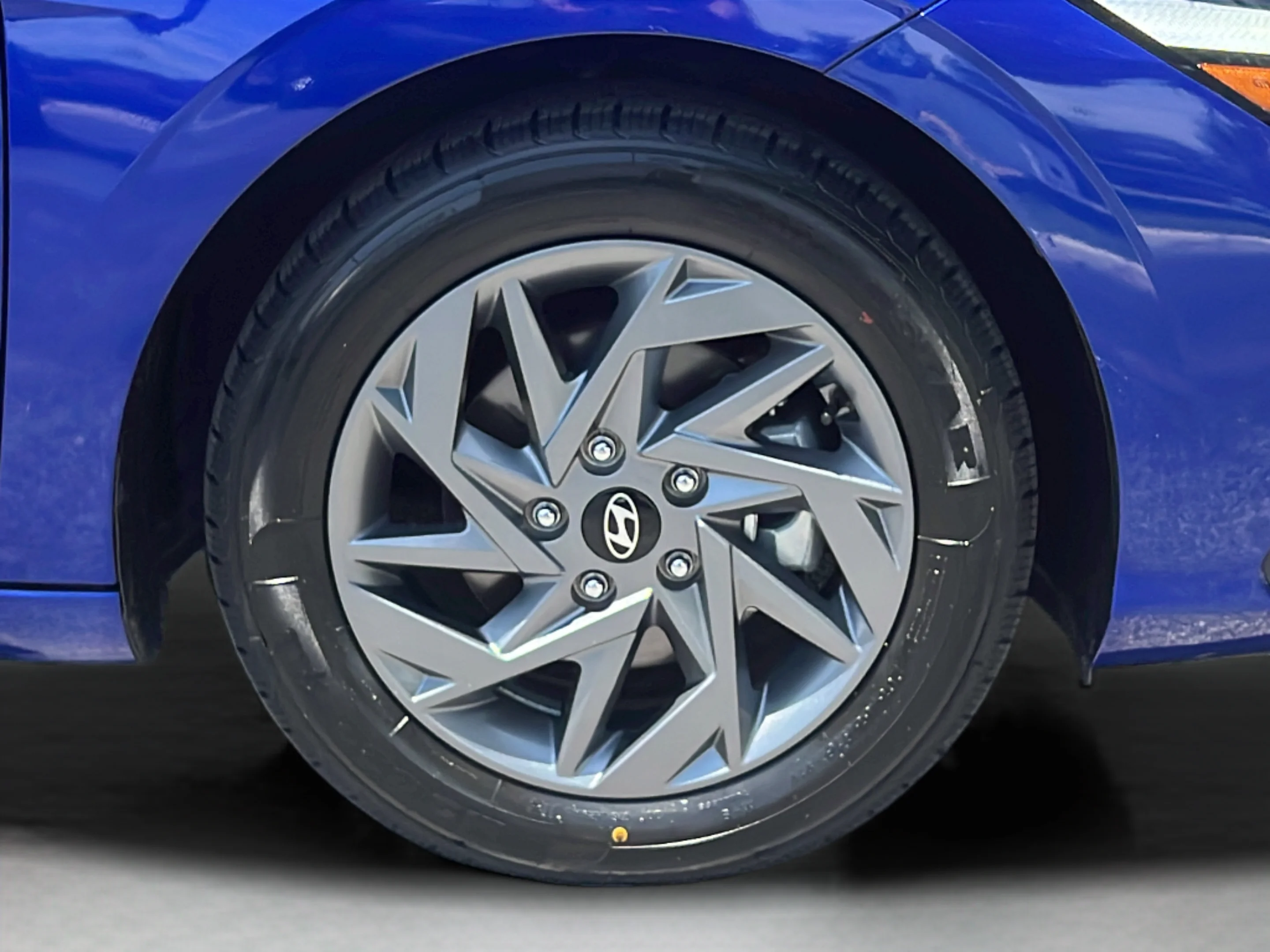 Used 2024 Intense Blue Hyundai SEL image 25