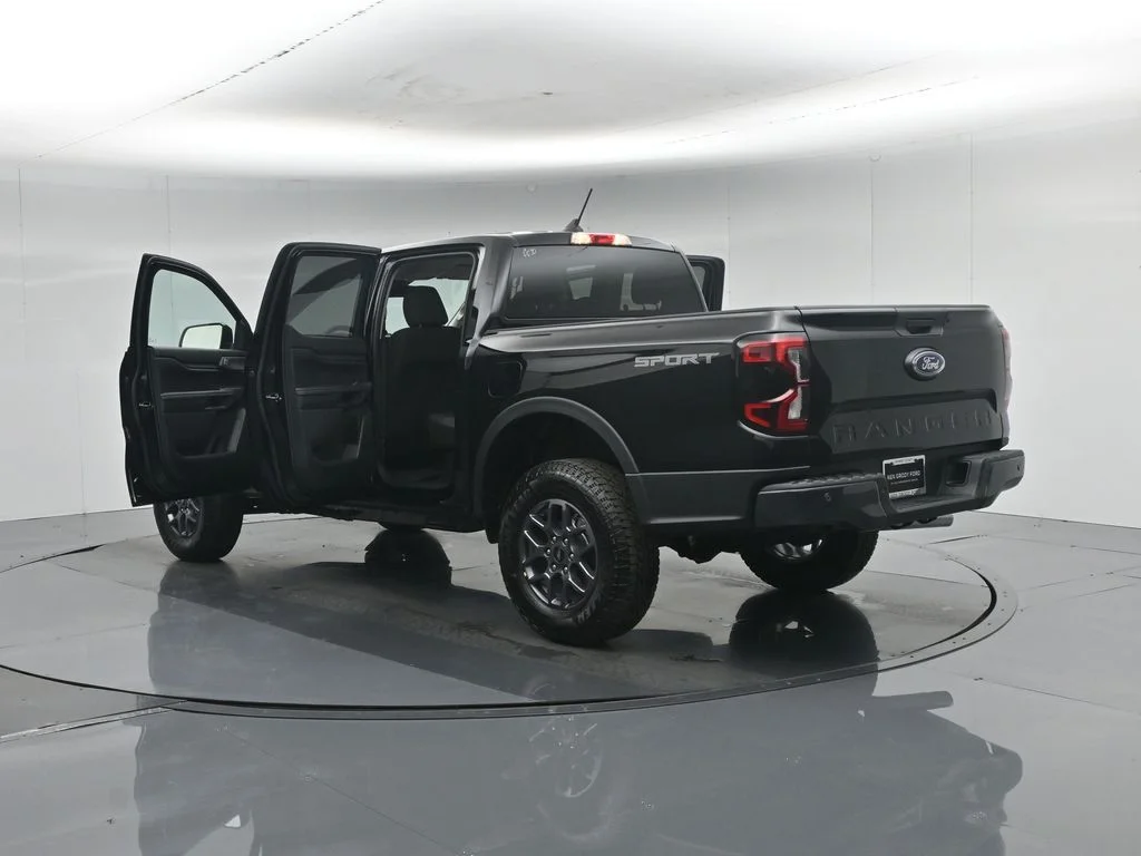 New 2026 Shadow Black Ford XLT image 31