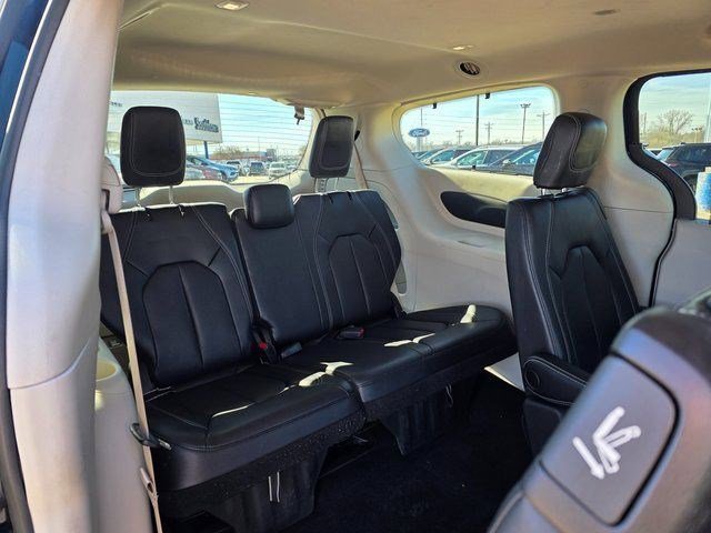 Used 2022 Fathom Blue Pearlcoat Chrysler Touring L image 16
