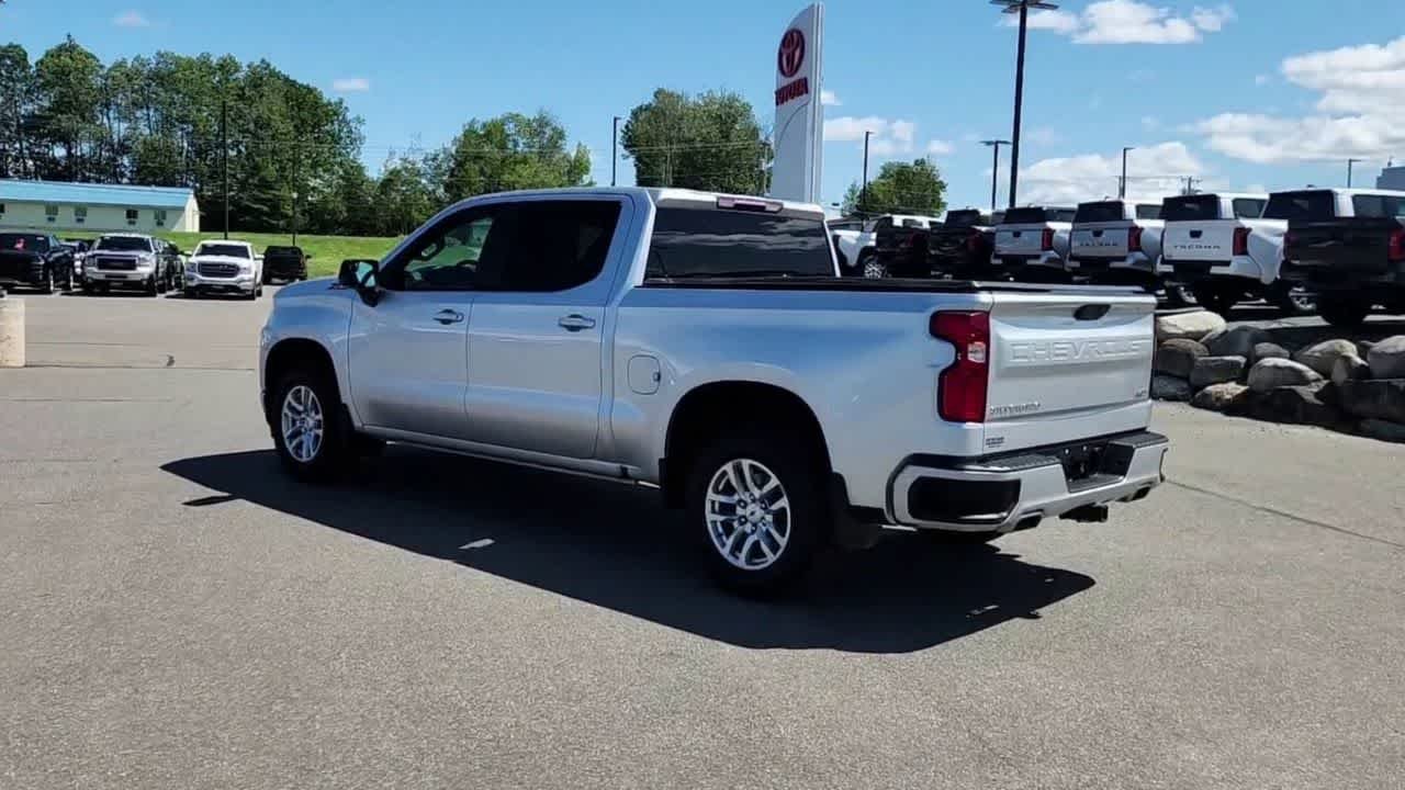 Used 2021 Silver Ice Metallic Chevrolet RST image 6