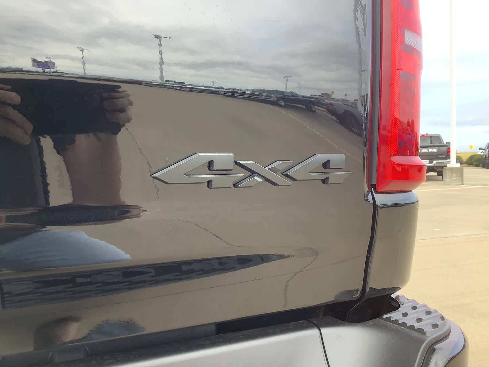 2026 RAM 1500 Limited - Photo 9